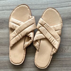 Beek leather Beige Women's Sandals